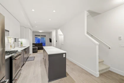 51 2070 Oak Meadows Drive, Surrey, BC, Surrey — Townhouse for sale
