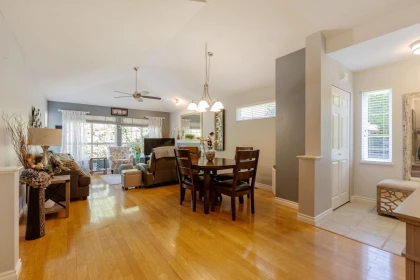 Kitchen Photo of 52 17917 68 Avenue, Surrey, BC