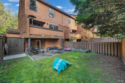 Garden / Landscaping Photo of 202 Cardiff Way, Port Moody, BC
