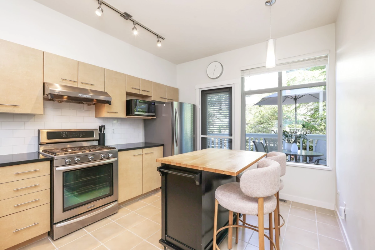 Dining Area Photo of 32 9133 Sills Avenue, Richmond, BC