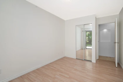 Hallway Photo of 105 1520 Vidal Street, White Rock, BC