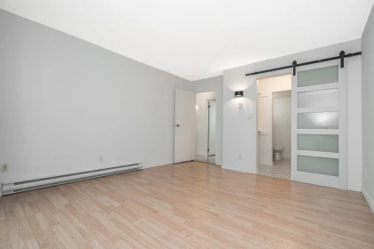 Mudroom Photo of 105 1520 Vidal Street, White Rock, BC