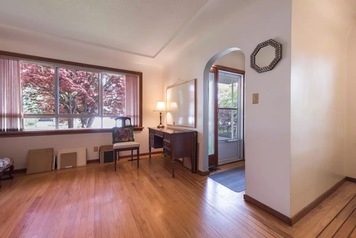 Living Room Photo of 9747 Sidney Street, Chilliwack, BC