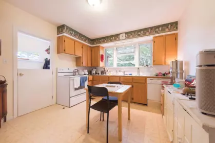 Breakfast Nook Photo of 9747 Sidney Street, Chilliwack, BC