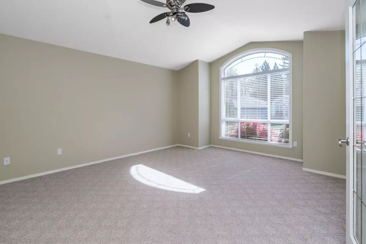 Family Room Photo of 53 32250 Downes Road, Abbotsford, BC