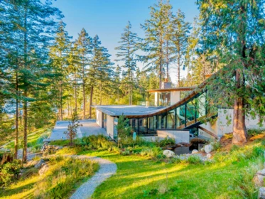 Backyard Photo of 1840 Lighthouse Lane, Bowen Island, BC