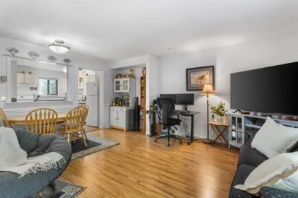 Breakfast Nook Photo of 45 6633 138 Street, Surrey, BC