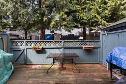 Entry Foyer Photo of 45 6633 138 Street, Surrey, BC