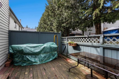 Hallway Photo of 45 6633 138 Street, Surrey, BC