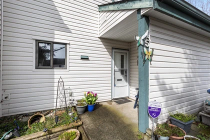 Outdoor Kitchen Photo of 45 6633 138 Street, Surrey, BC