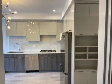 Kitchen Photo of 209 14438 72 Avenue, Surrey, BC