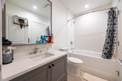 Primary Bathroom Photo of A104 20487 65 Avenue, Langley, BC