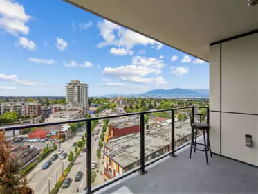 Basement Recreation Room Photo of 903 3996 Dumfries Street, Vancouver, BC
