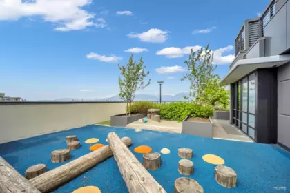 Outdoor Deck Photo of 903 3996 Dumfries Street, Vancouver, BC