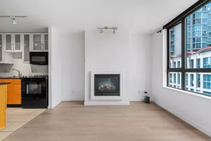 Mudroom Photo of 509 1225 Richards Street, Vancouver, BC