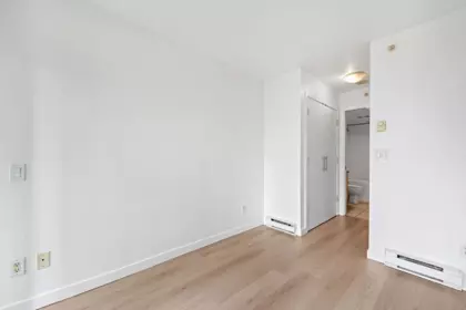 Walk-In Closet Photo of 509 1225 Richards Street, Vancouver, BC