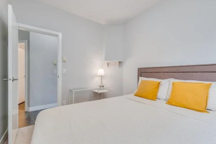 Bedroom 3 Photo of 406 15388 105 Avenue, Surrey, BC