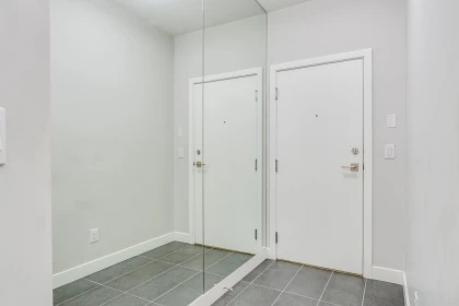 406 15388 105 Avenue, Surrey, BC, Surrey — Apartment/Condo for sale