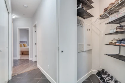 Kitchen Photo of 406 15388 105 Avenue, Surrey, BC