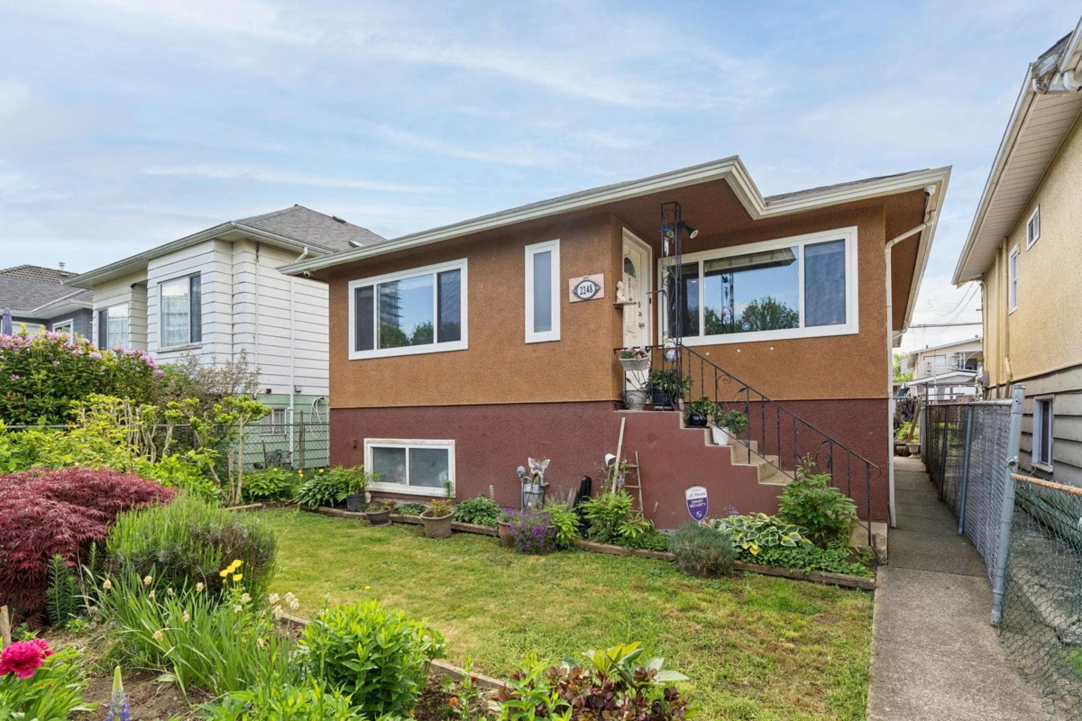 Exterior Rear Photo of 2248 Mannering Avenue, Vancouver, BC
