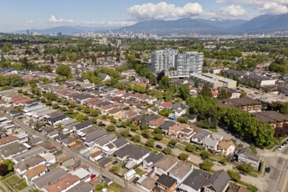 Outdoor Deck Photo of 2248 Mannering Avenue, Vancouver, BC