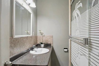 Powder Room Photo of 2248 Mannering Avenue, Vancouver, BC