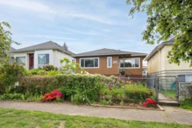 2248 Mannering Avenue, Vancouver, BC