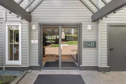 Entry Foyer Photo of 315 15140 108 Avenue, Surrey, BC