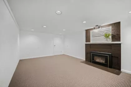 Basement Recreation Room Photo of 46005 Riverside Drive, Chilliwack, BC