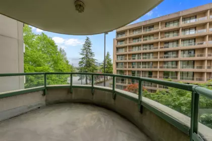 Breakfast Nook Photo of 502 7380 Elmbridge Way, Richmond, BC