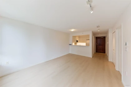 502 7380 Elmbridge Way, Richmond, BC, Richmond — Apartment/Condo for sale