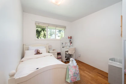 Bedroom 3 Photo of 361 W 19th Street, North Vancouver, BC
