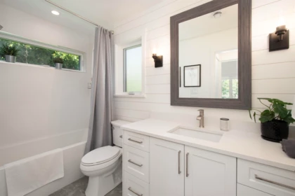 Hot Tub / Spa Photo of 361 W 19th Street, North Vancouver, BC