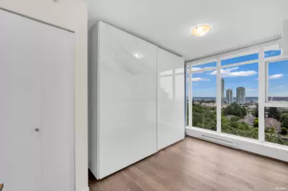 Entry Foyer Photo of 2208 7090 Edmonds Street, Burnaby, BC