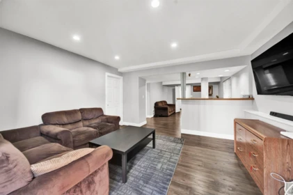 Hallway Photo of 12288 233 Street, Maple Ridge, BC