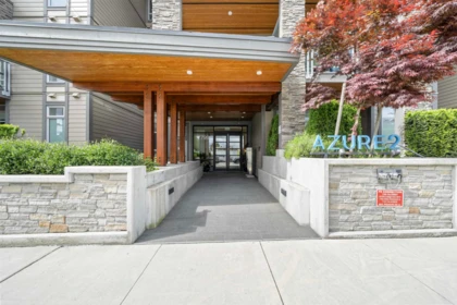 213 7799 17th Street, Burnaby, BC, Burnaby — Apartment/Condo for sale