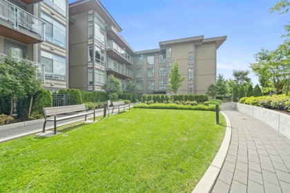 Hallway Photo of 213 7799 17th Street, Burnaby, BC