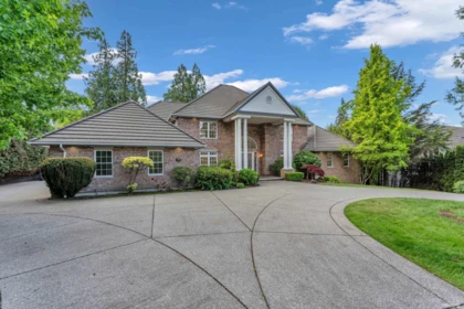 13688 32 Avenue, Surrey, BC, Surrey — Single Family Residence for sale