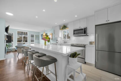 305 2110 Cornwall Avenue, Vancouver, BC, Vancouver — Apartment/Condo for sale