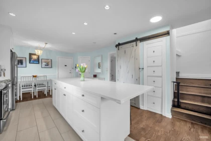 Powder Room Photo of 305 2110 Cornwall Avenue, Vancouver, BC
