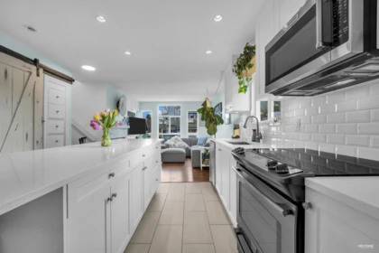 Primary Bedroom Photo of 305 2110 Cornwall Avenue, Vancouver, BC
