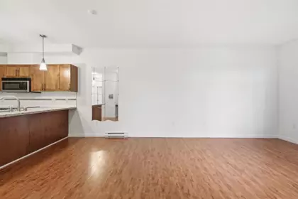 Mudroom Photo of 309 11950 Harris Road, Pitt Meadows, BC