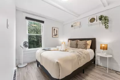 Mudroom Photo of 136 W 12th Avenue, Vancouver, BC