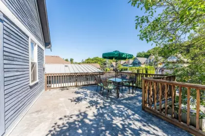 Outdoor Kitchen Photo of 136 W 12th Avenue, Vancouver, BC