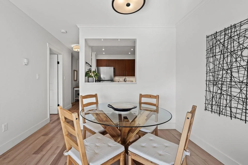 Dining Area Photo of 207 235 W 4th Street, North Vancouver, BC