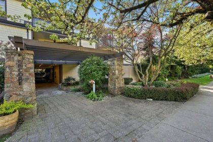 Hot Tub / Spa Photo of 207 235 W 4th Street, North Vancouver, BC