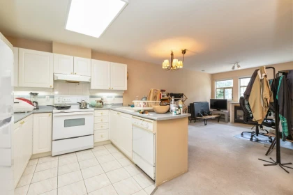 Primary Bathroom Photo of 414 1591 Booth Avenue, Coquitlam, BC