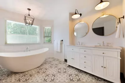 Laundry Room Photo of 6289 187 Street, Surrey, BC