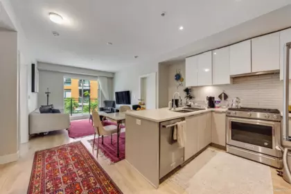 310 3588 Sawmill Crescent, Vancouver, BC, Vancouver — Apartment/Condo for sale