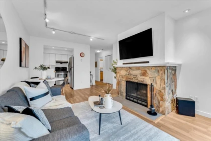 Kitchen Island Photo of 407 1476 W 10th Avenue, Vancouver, BC